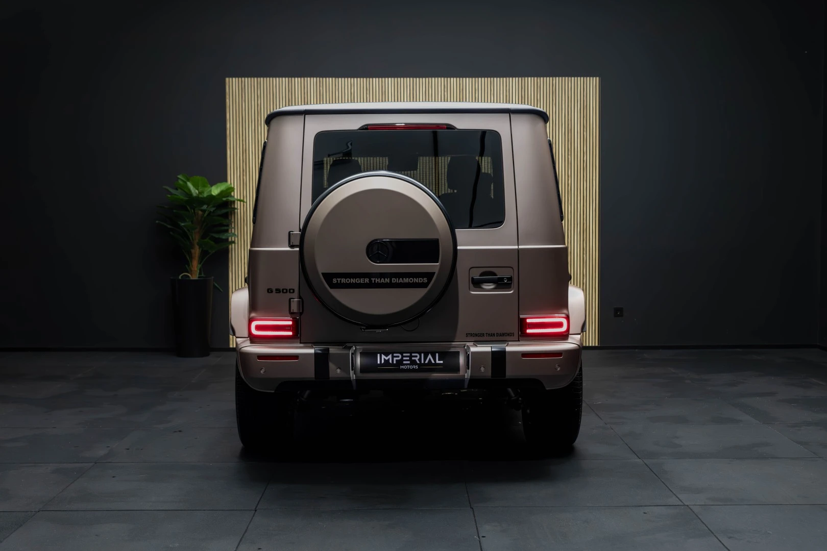 Mercedes-Benz G 500 Stronger Than Diamonds