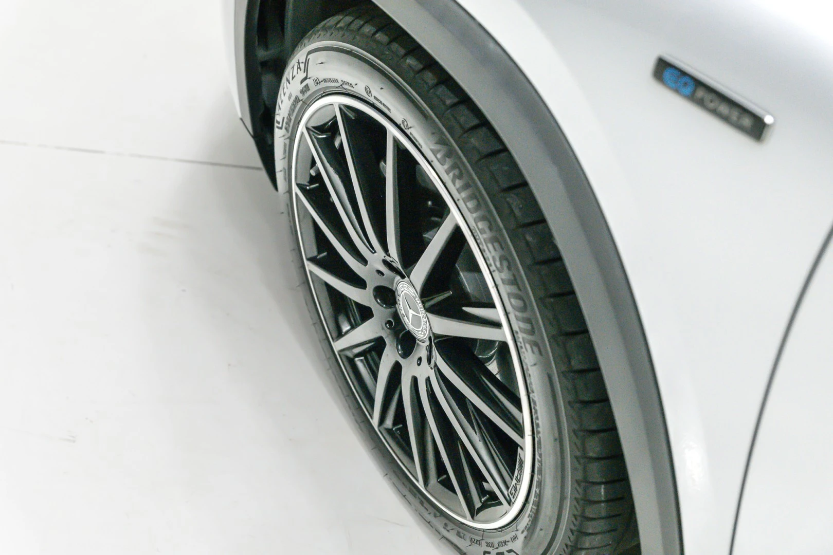 Mercedes-Benz GLA 250 e 8G-DCT AMG Line
