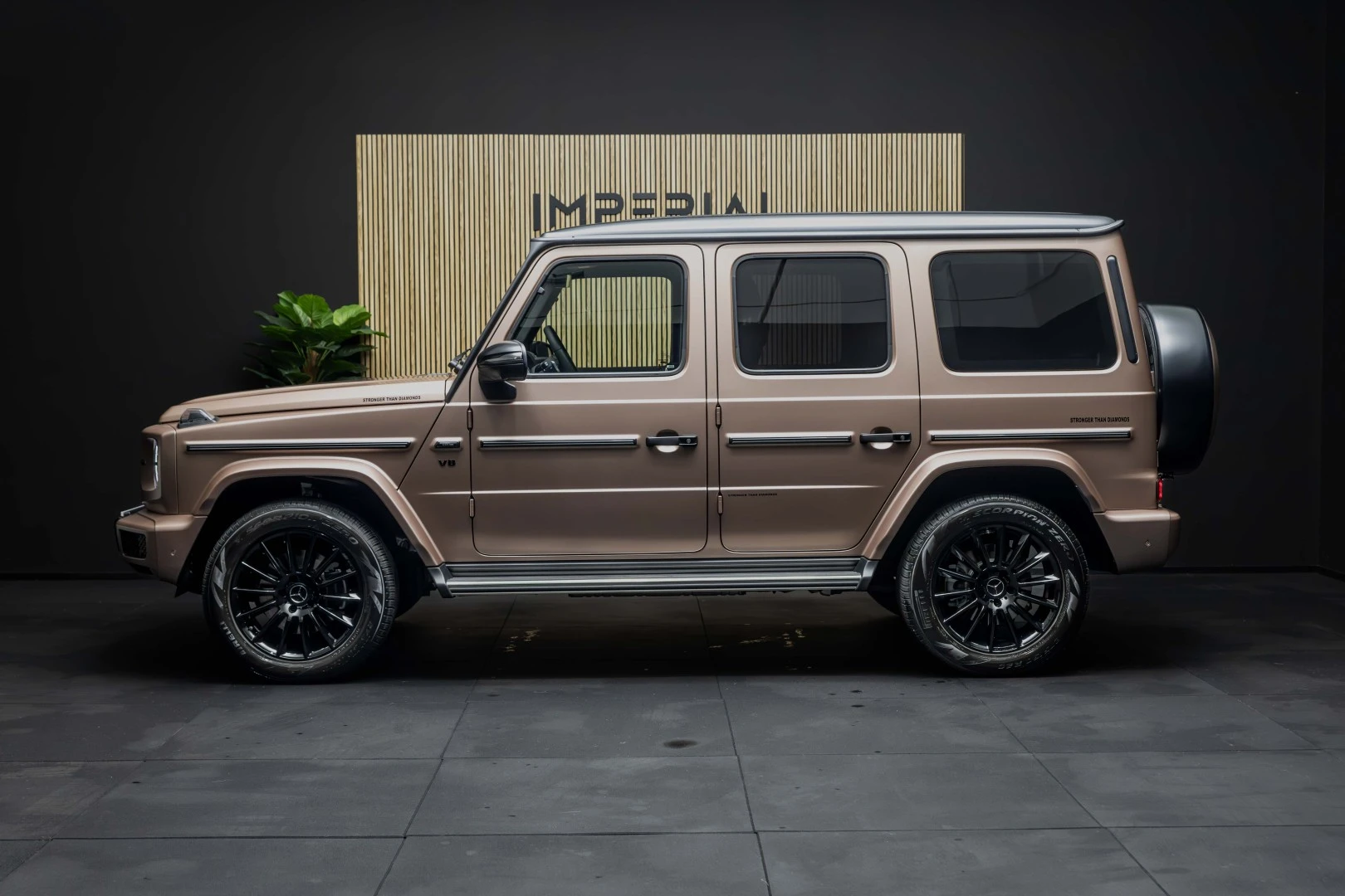 Mercedes-Benz G 500 Stronger Than Diamonds