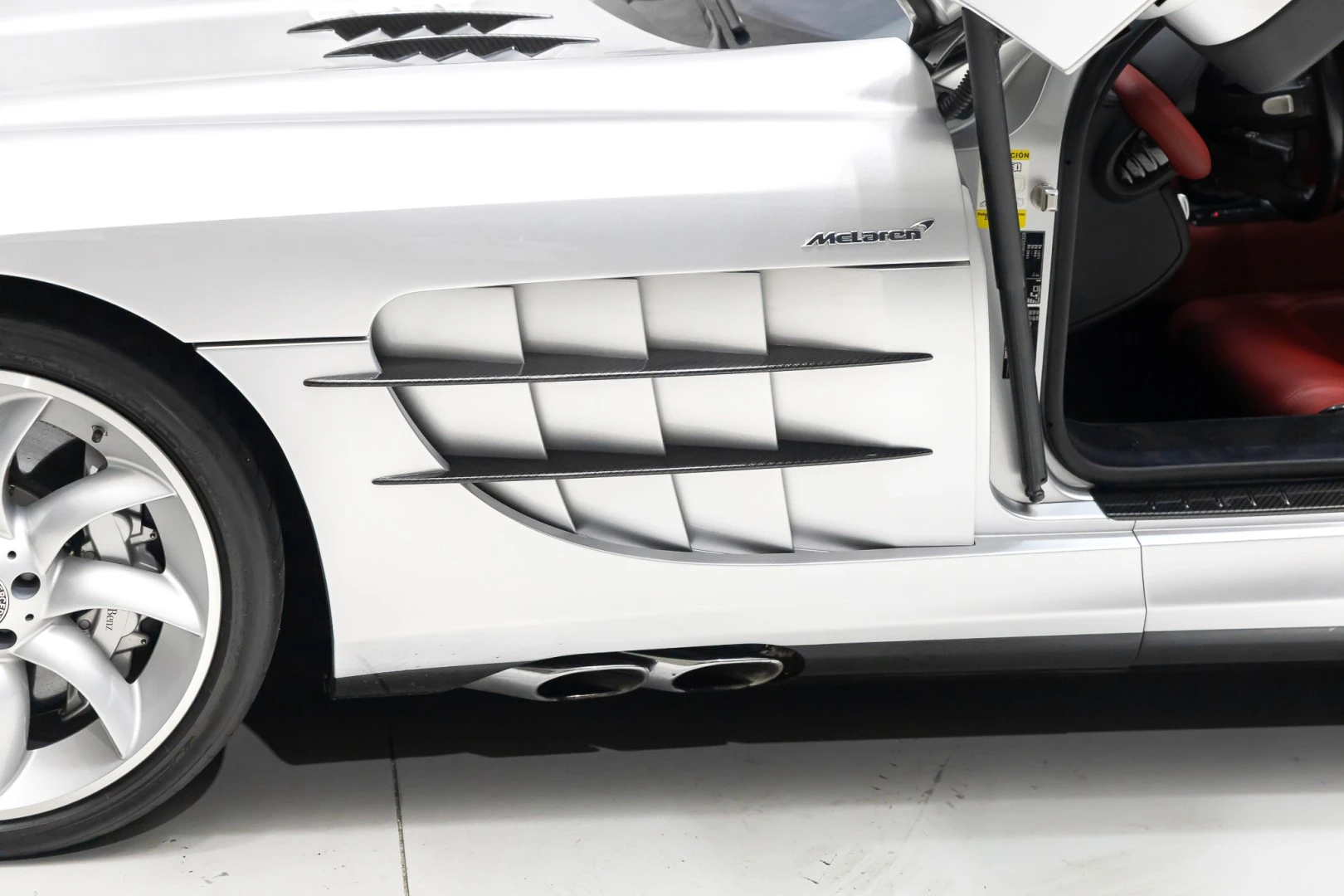 Mercedes-Benz SLR McLaren Coupe