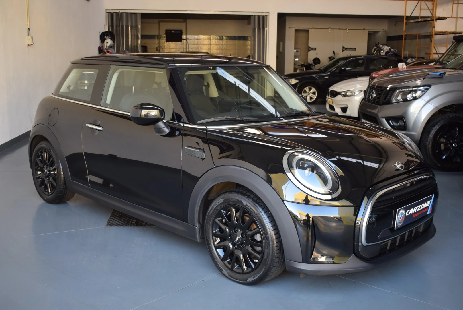 MINI 3 Portas One Blackyard