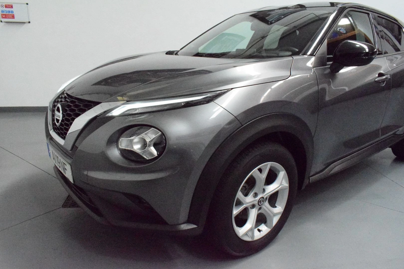 Nissan Juke 1.0 DIG-T N-Connecta