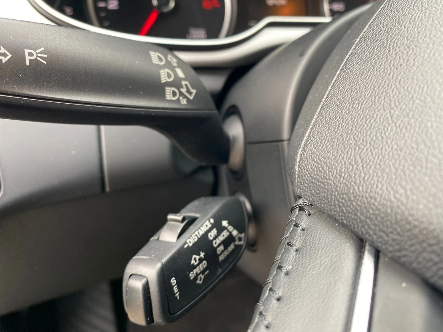 Audi A4 2.0 TDI DPF clean diesel S line Sport Pack