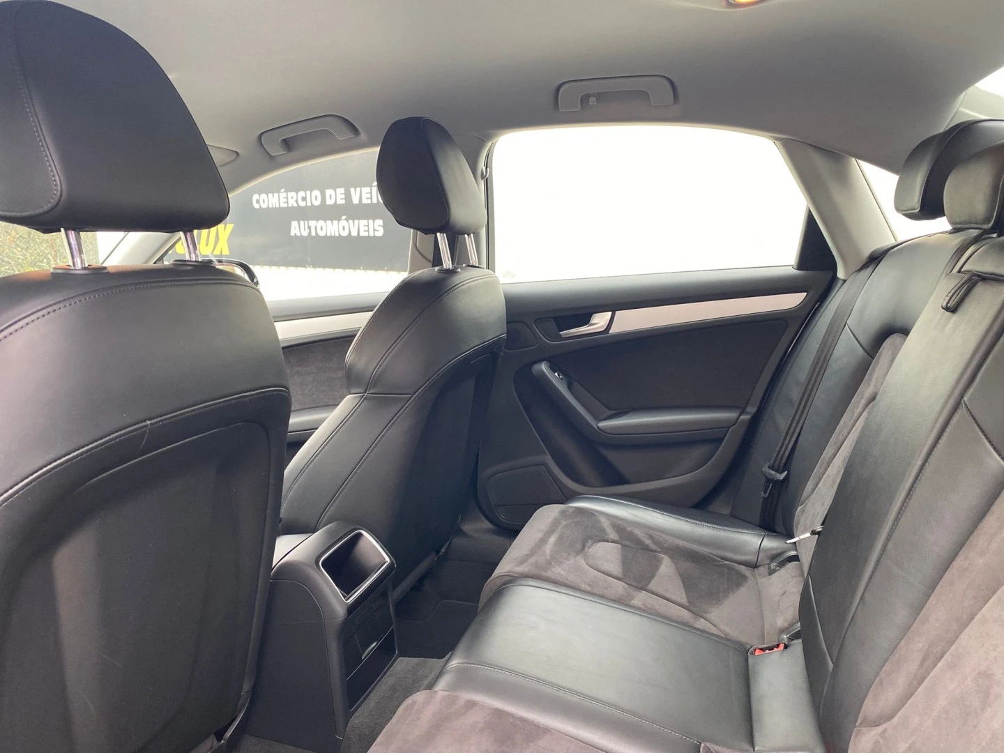 Audi A4 2.0 TDI DPF clean diesel S line Sport Pack