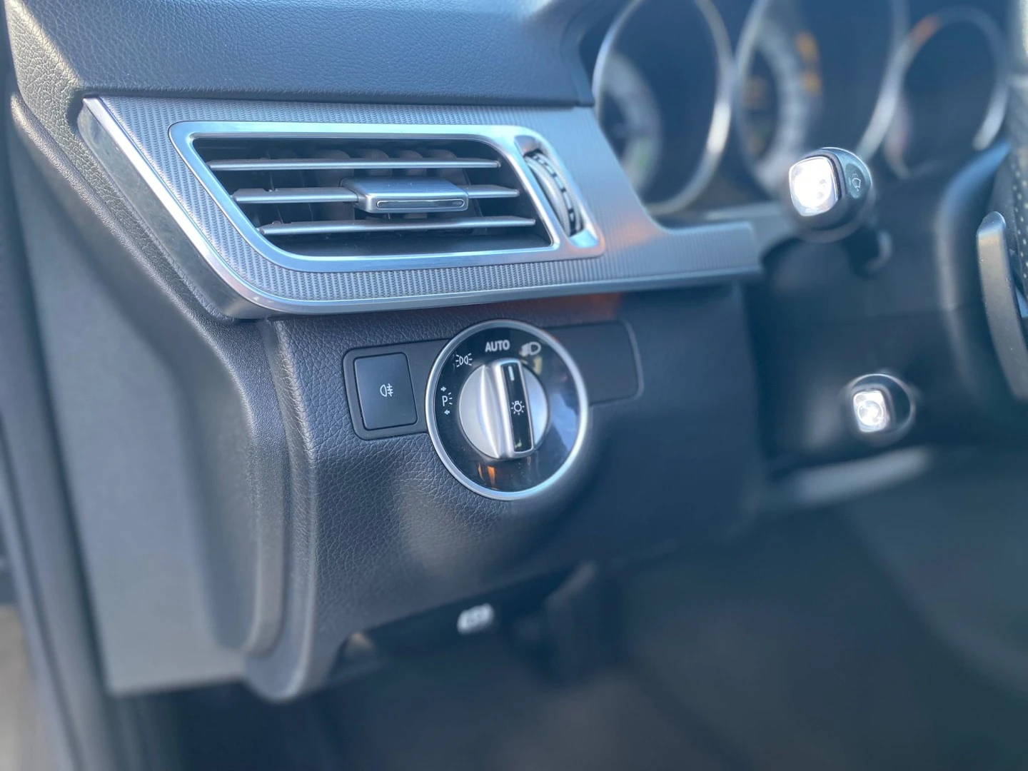 Mercedes-Benz E 300 Bluetec Hybrid Elegance