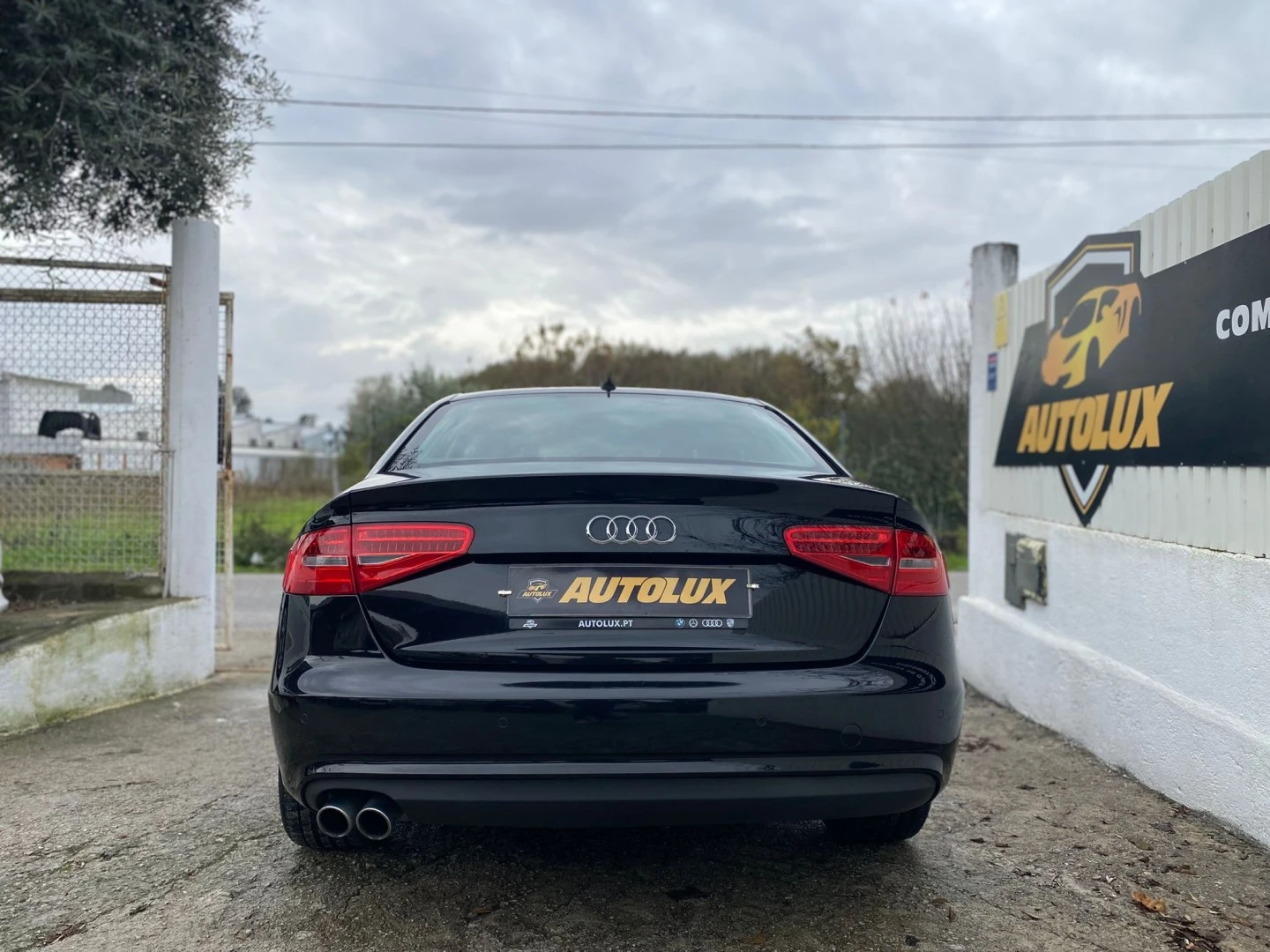 Audi A4 2.0 TDI DPF clean diesel S line Sport Pack