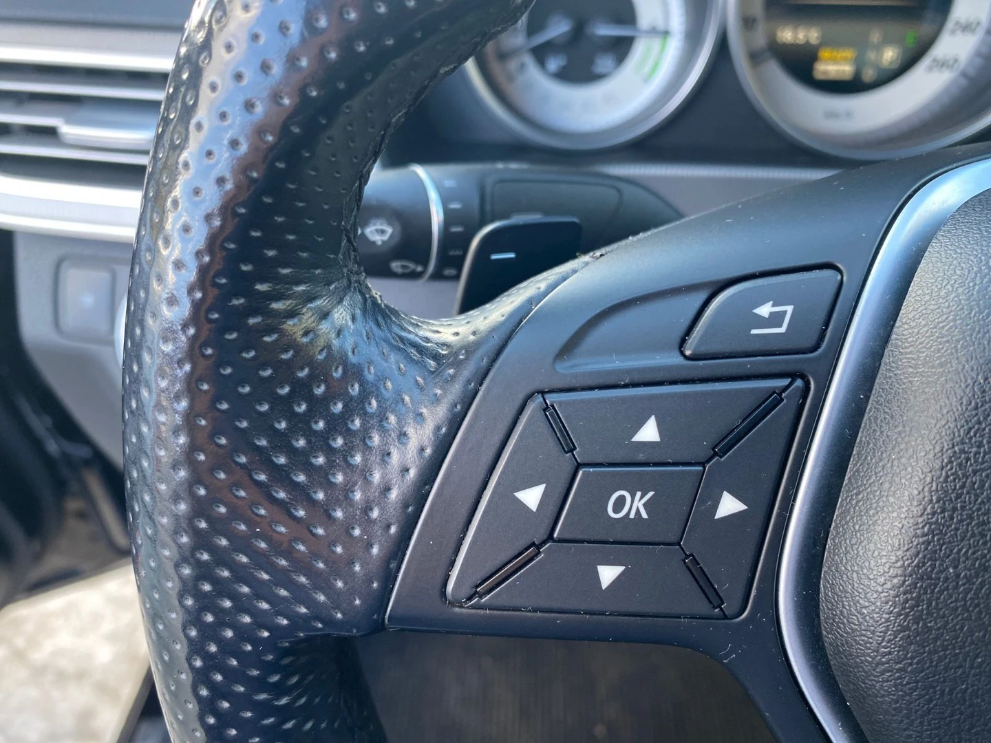 Mercedes-Benz E 300 Bluetec Hybrid Elegance