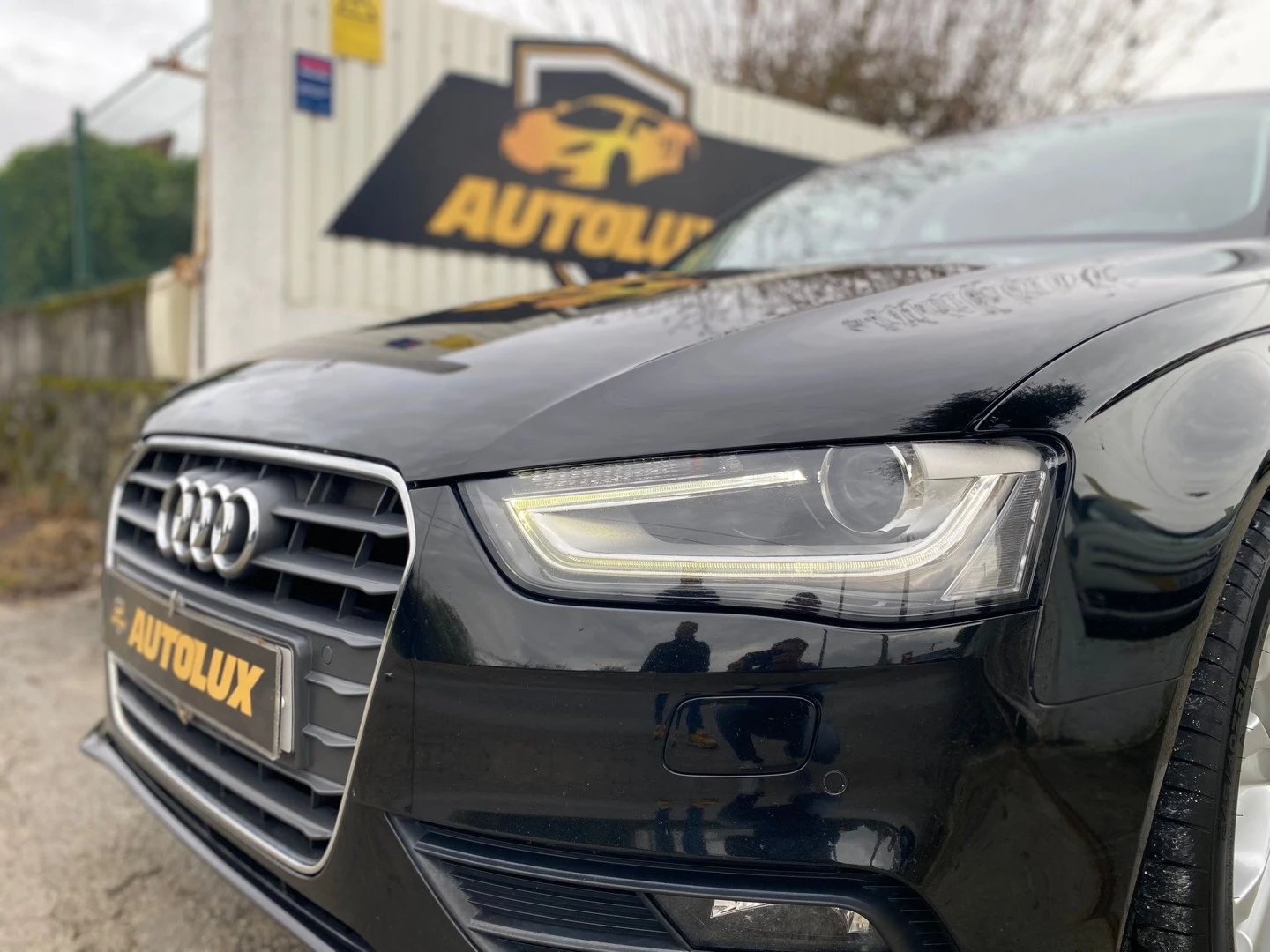Audi A4 2.0 TDI DPF clean diesel S line Sport Pack