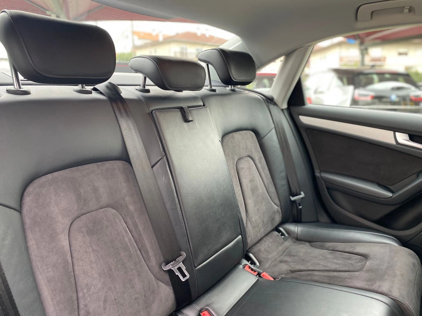Audi A4 2.0 TDI DPF clean diesel S line Sport Pack