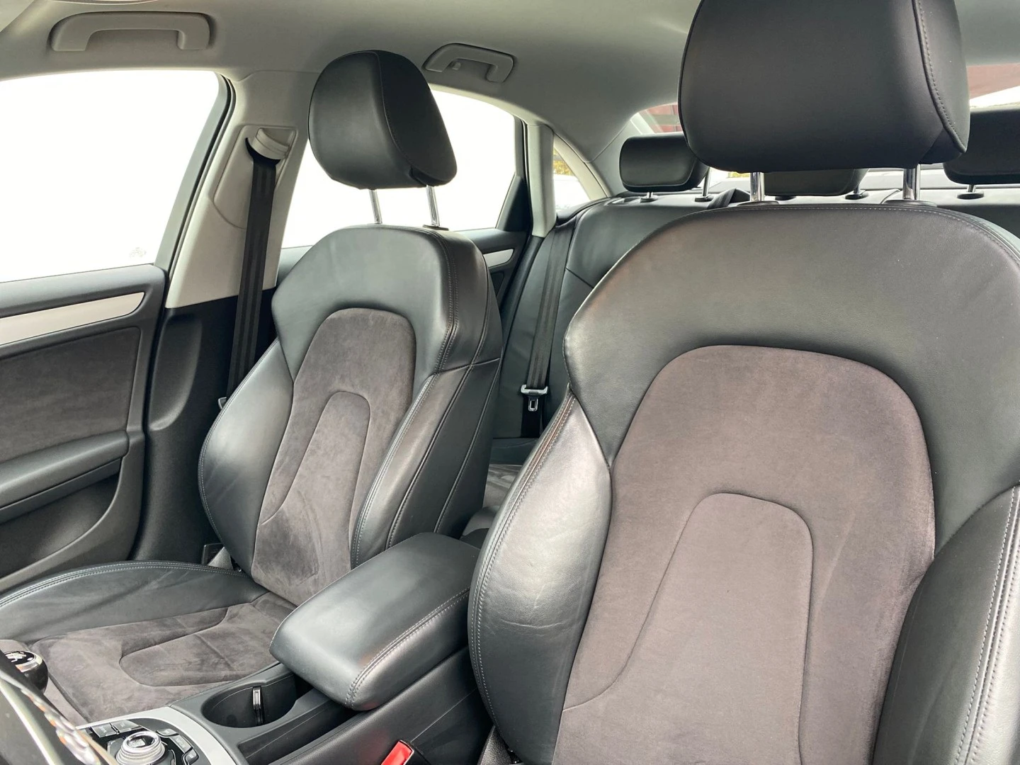 Audi A4 2.0 TDI DPF clean diesel S line Sport Pack