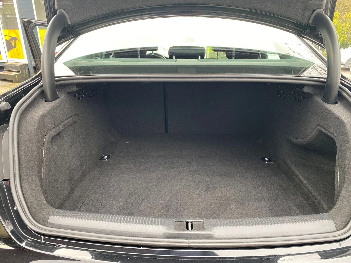 Audi A4 2.0 TDI DPF clean diesel S line Sport Pack