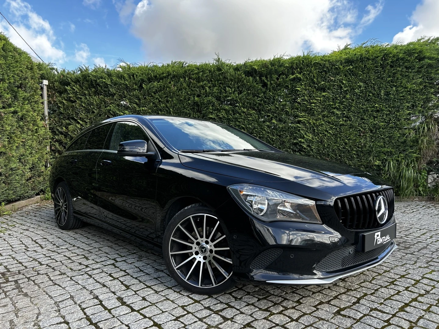 Mercedes-Benz CLA 180 d Shooting Brake
