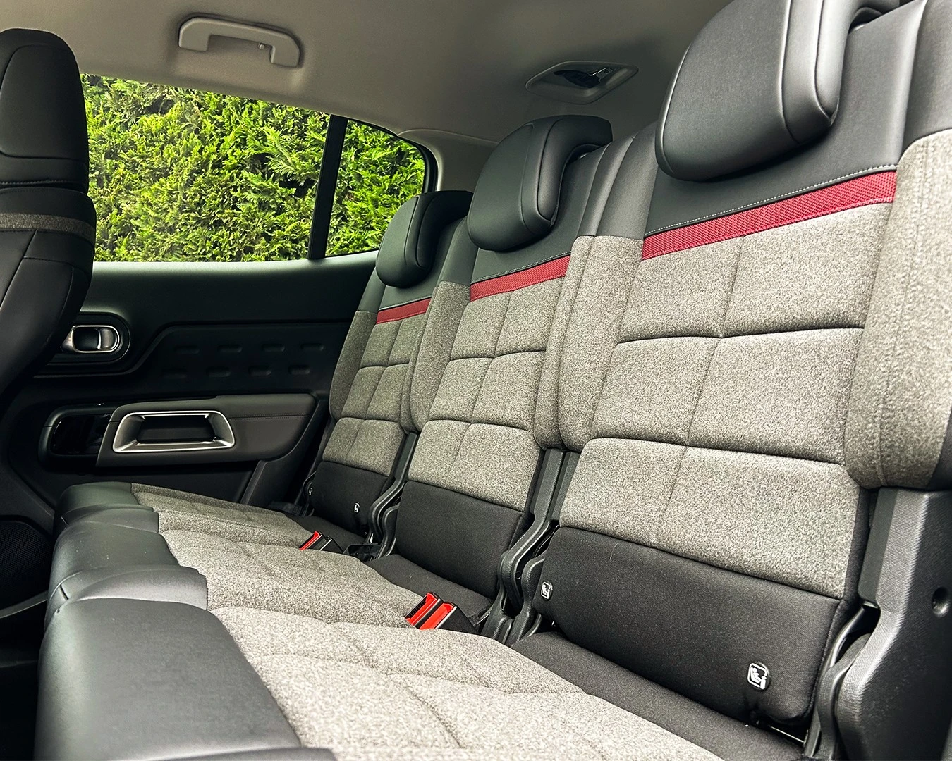 Citroën C5 Aircross 1.6 Hybrid Plus e-EAT8