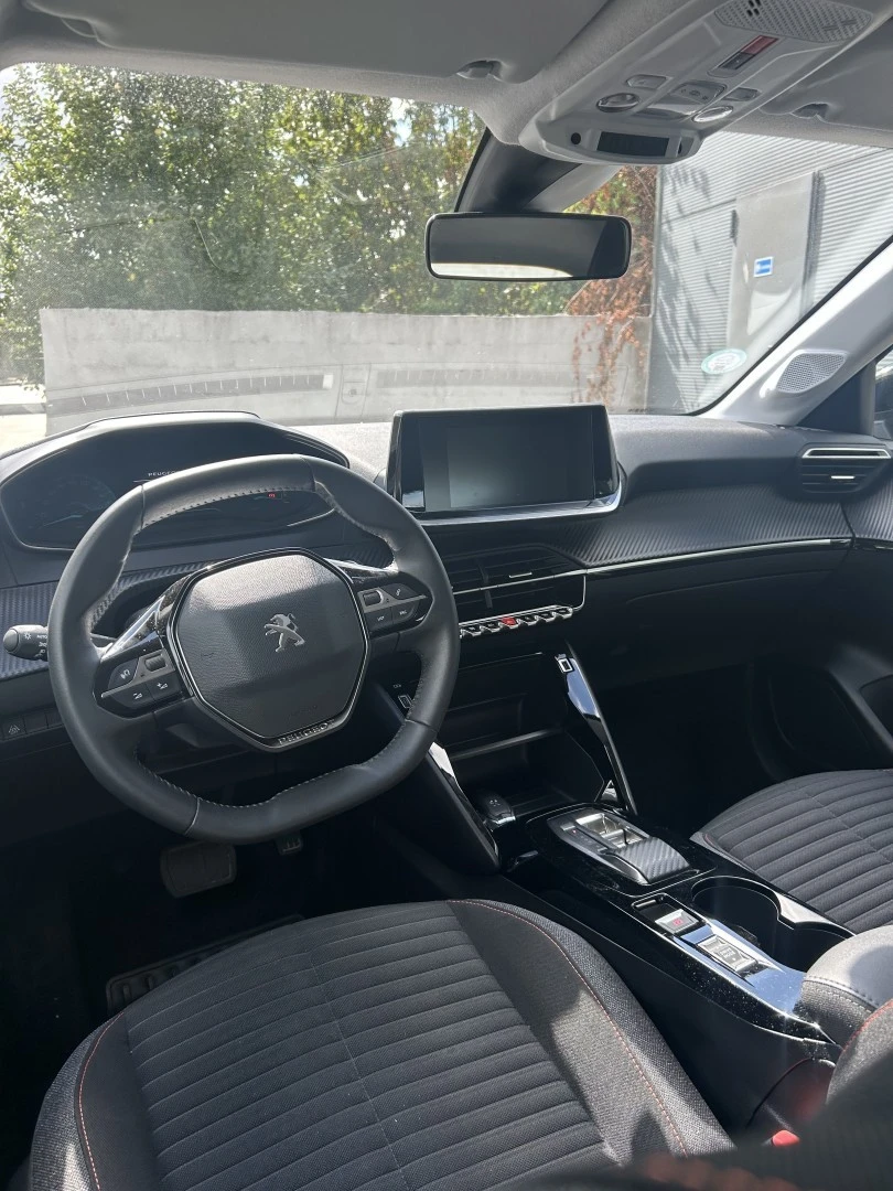 Peugeot e-208 Active