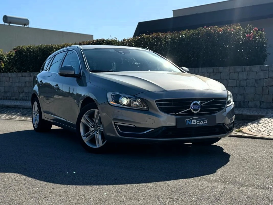 Volvo V60 2.4 D6 Summum AWD Phev