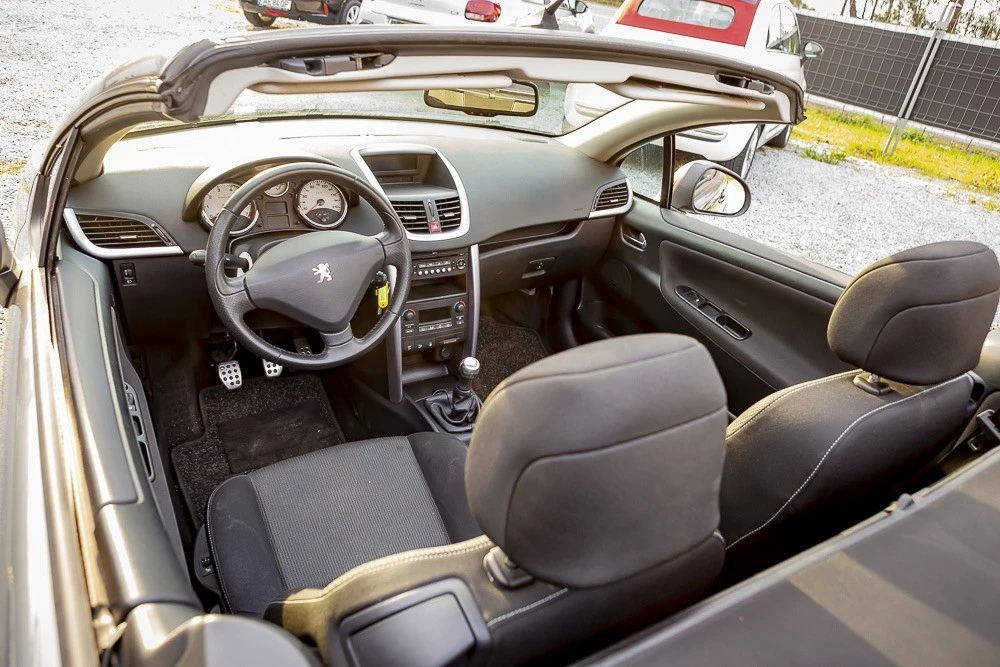 Peugeot 207 CC 120 VTi JBL