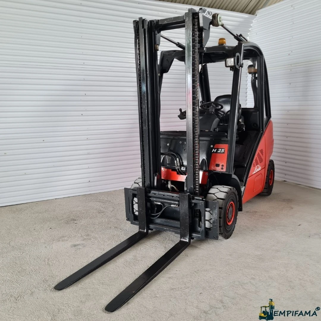 Linde H 25 2500kg - DIESEL