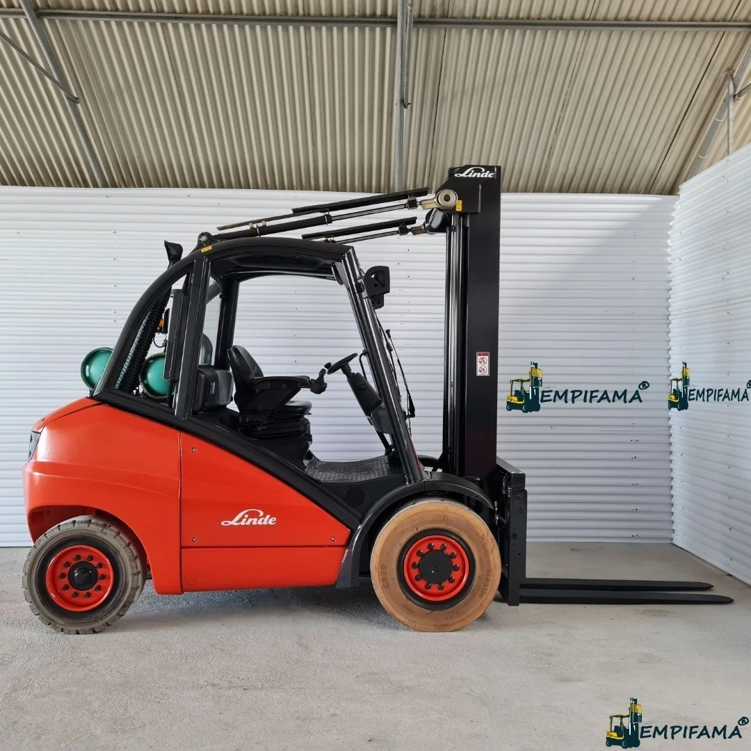 Linde H 50 5000kg - Triplex - Deslocamento Lateral - Posicionador Automático