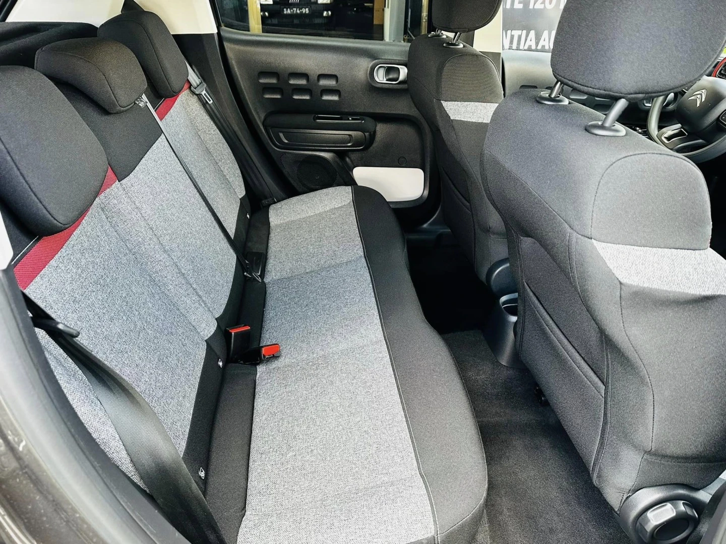 Citroën C3 1.2 PureTech C-Series