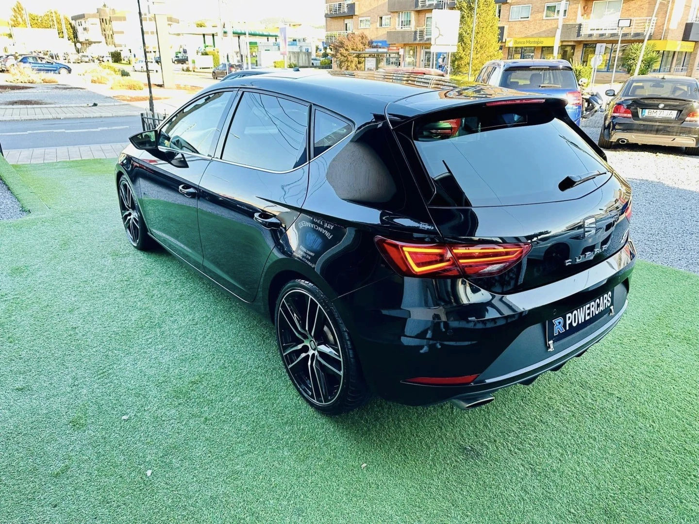 SEAT Leon 2.0 TSI S&amp;S DSG Cupra 300