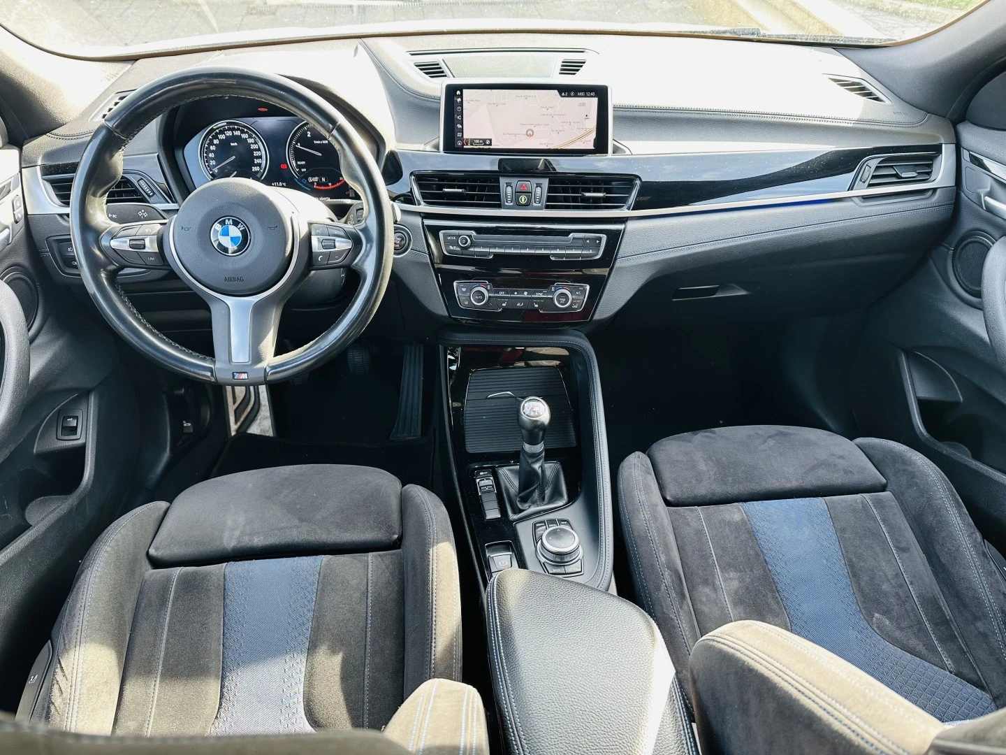 BMW X2 18 d sDrive Pack M