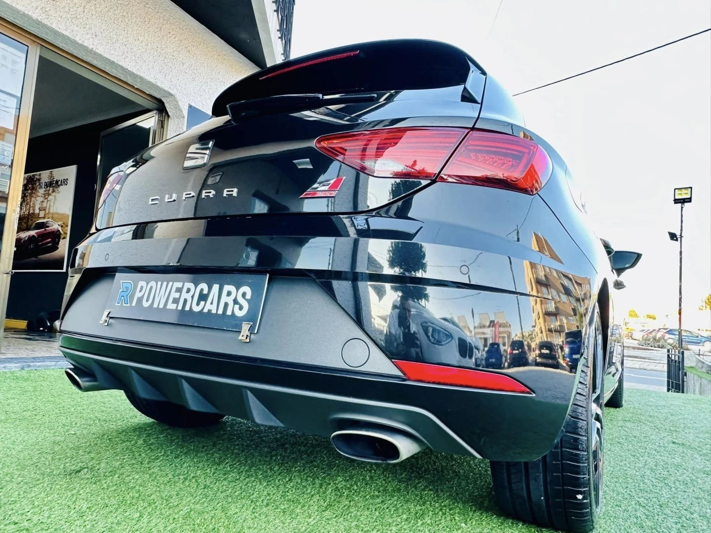 SEAT Leon 2.0 TSI S&amp;S DSG Cupra 300