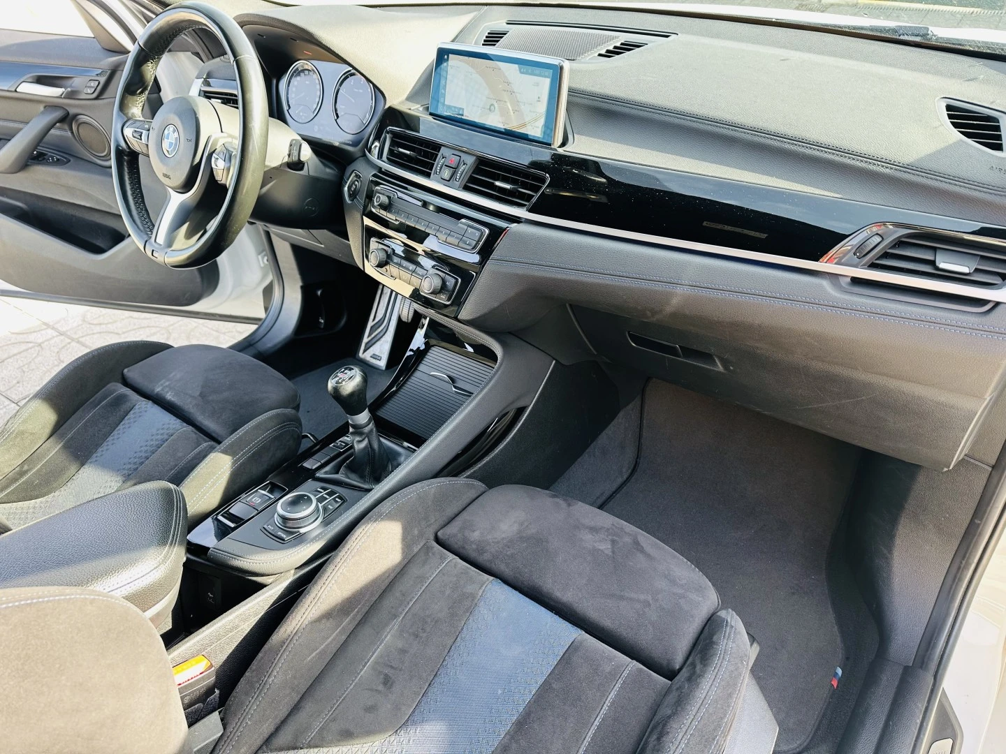 BMW X2 18 d sDrive Pack M