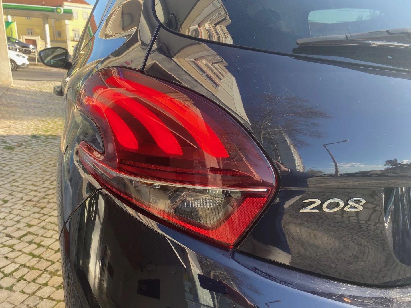 Peugeot 208 1.2 PureTech Signature