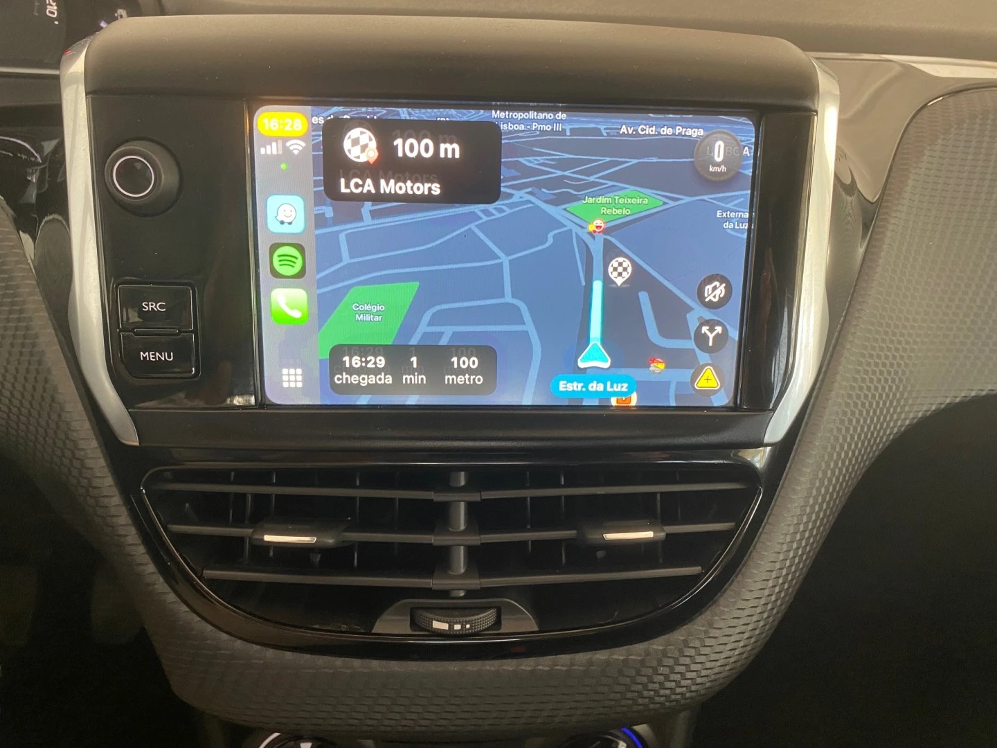 Peugeot 208 1.2 PureTech Signature