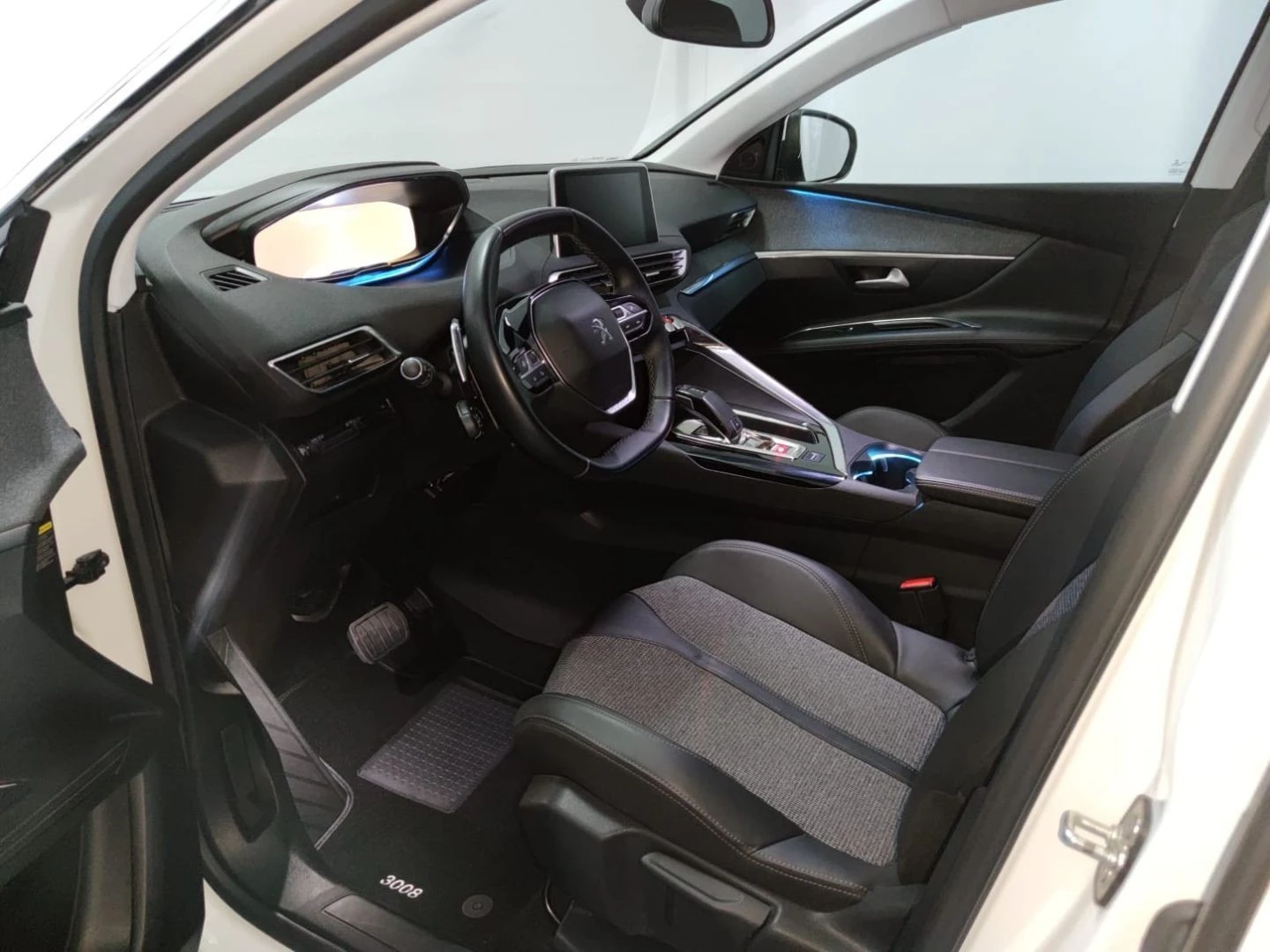 Peugeot 3008 1.5 BlueHDi Allure Baixo Consumo EAT8