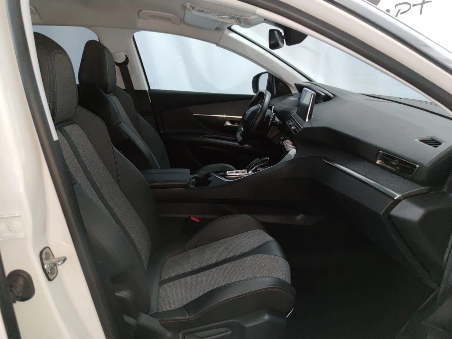 Peugeot 3008 1.5 BlueHDi Allure Baixo Consumo EAT8