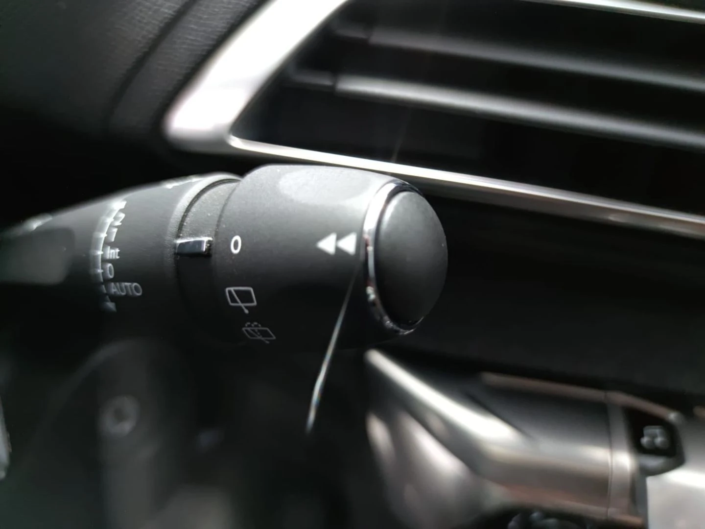 Peugeot 3008 1.5 BlueHDi Allure Baixo Consumo EAT8