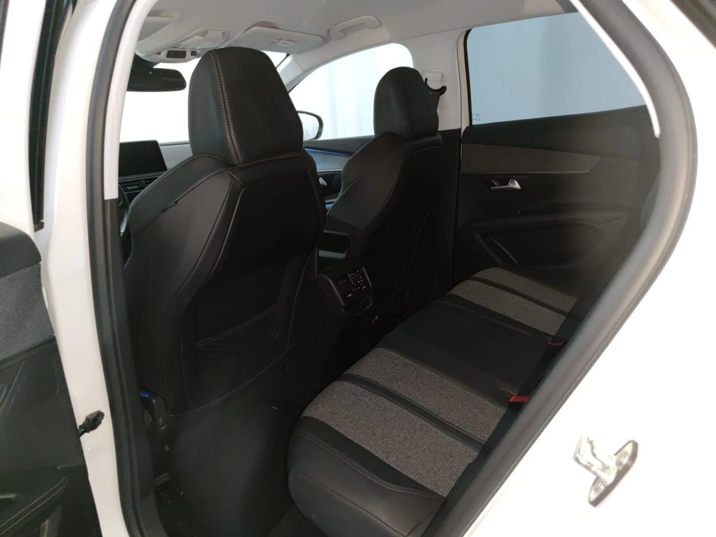Peugeot 3008 1.5 BlueHDi Allure Baixo Consumo EAT8