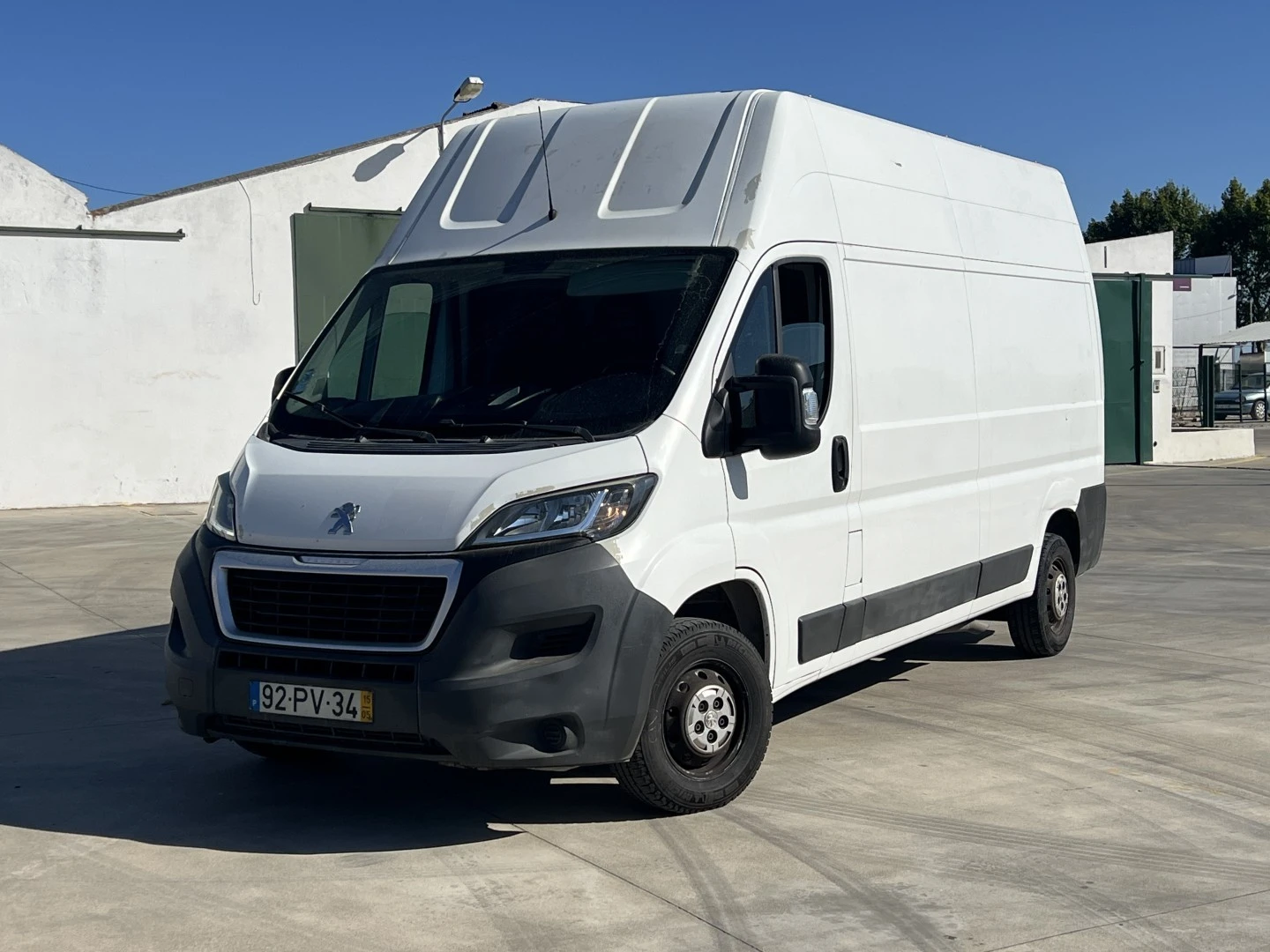 Peugeot Boxer 2.2 HDi 435 L4H3 Pack CD Clim
