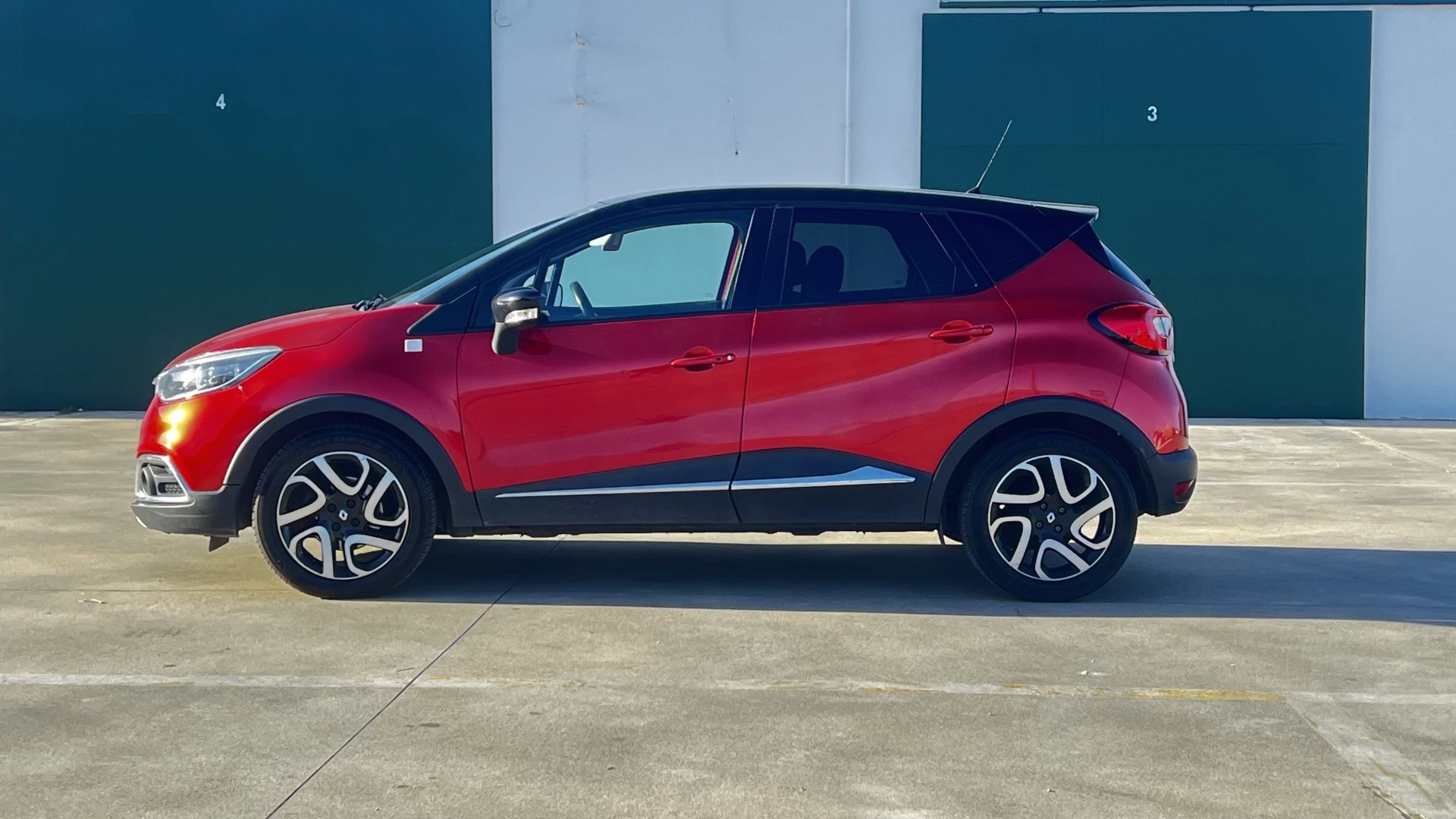 Renault Captur 1.5 dCi Helly Hansen EDC