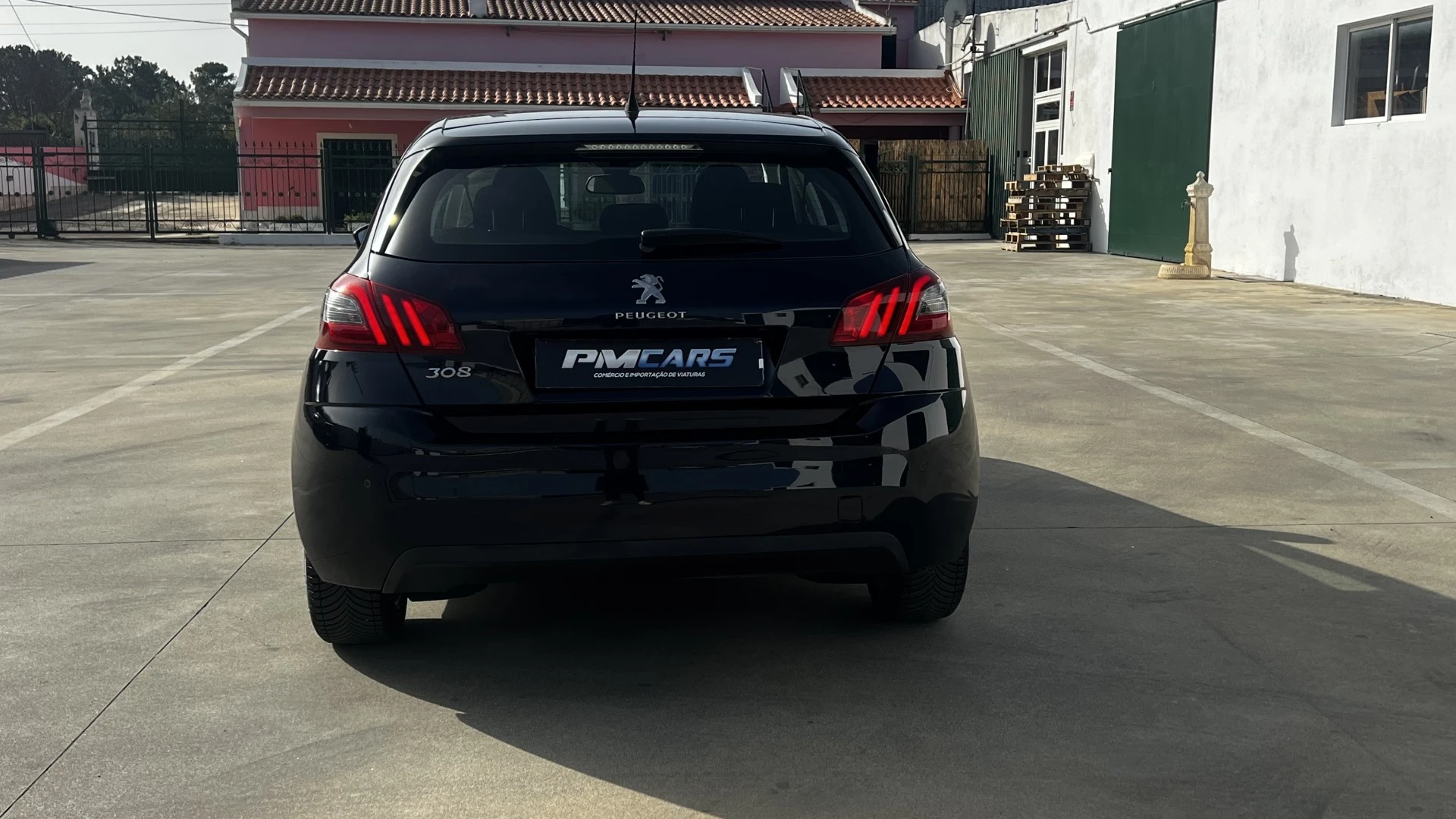 Peugeot 308 1.5 BlueHDi Business Line