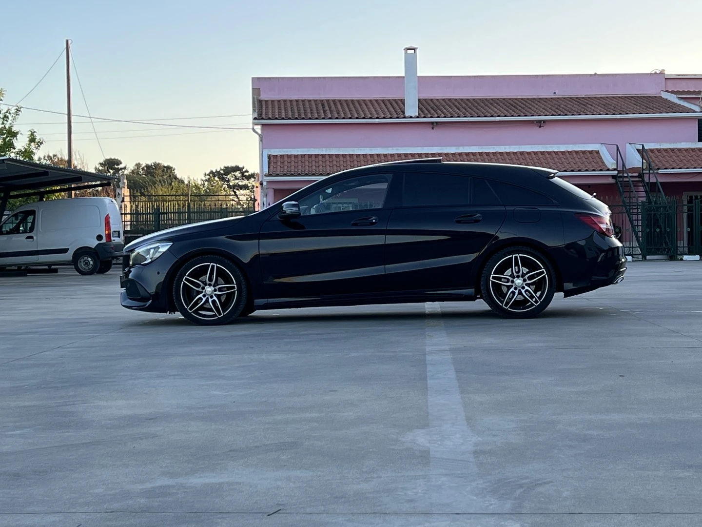 Mercedes-Benz CLA 200 AMG Line Aut.