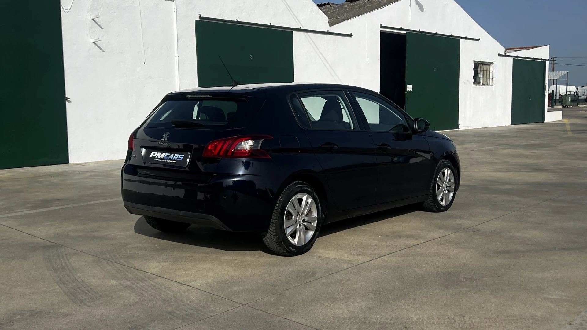 Peugeot 308 1.5 BlueHDi Business Line