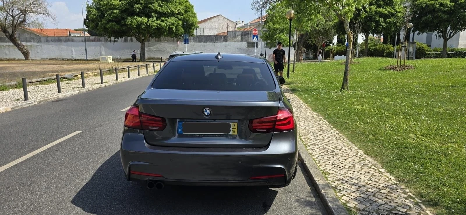 BMW 330 e iPerformance Pack M Shadow