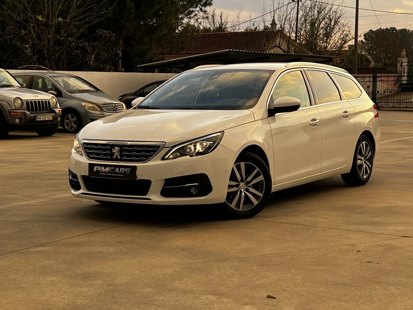 Peugeot 308 SW 1.2 PureTech Allure J17