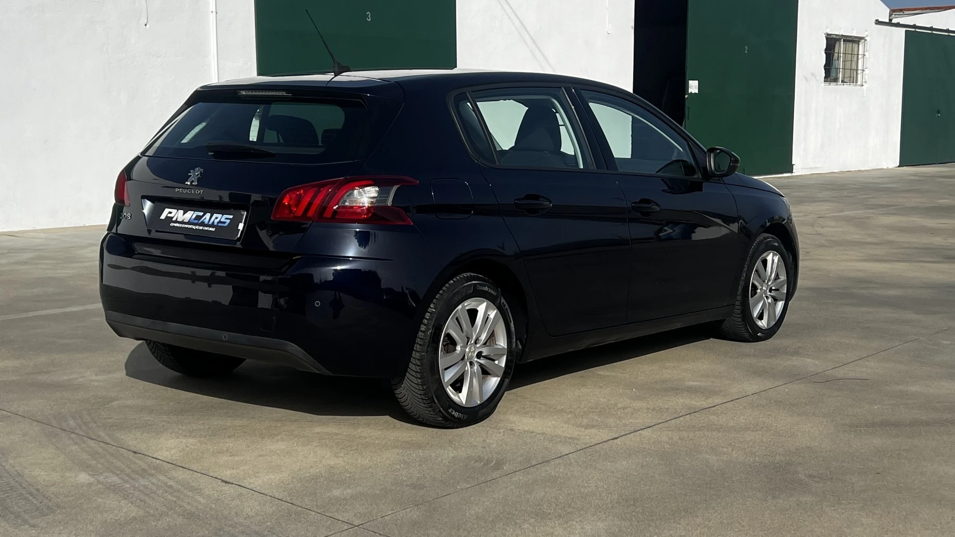 Peugeot 308 1.5 BlueHDi Business Line