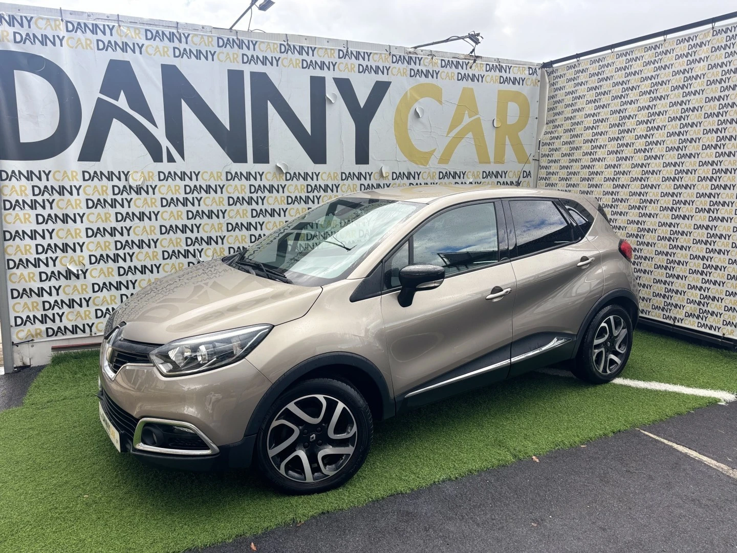 Renault Captur (ENERGY) dCi 90 EDC INTENS