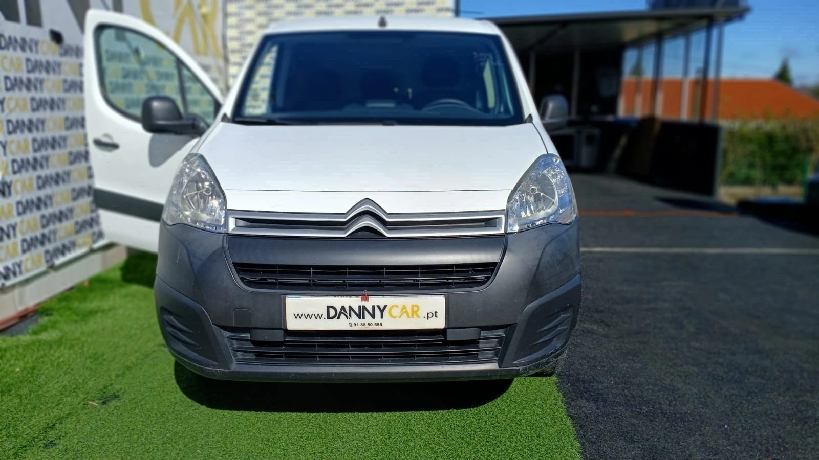 Citroën Berlingo Outro
