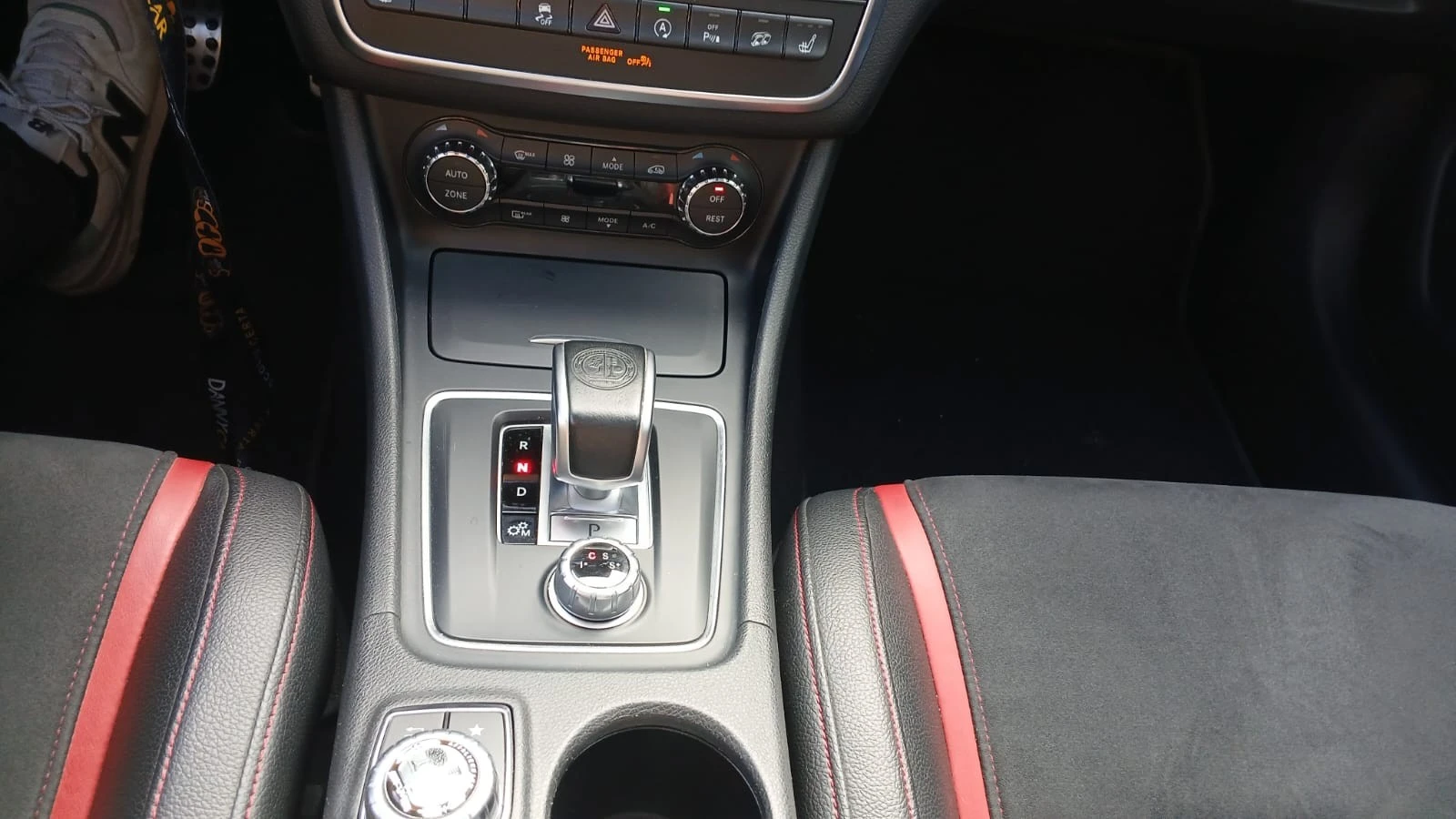 Mercedes-Benz CLA 45 AMG Performance