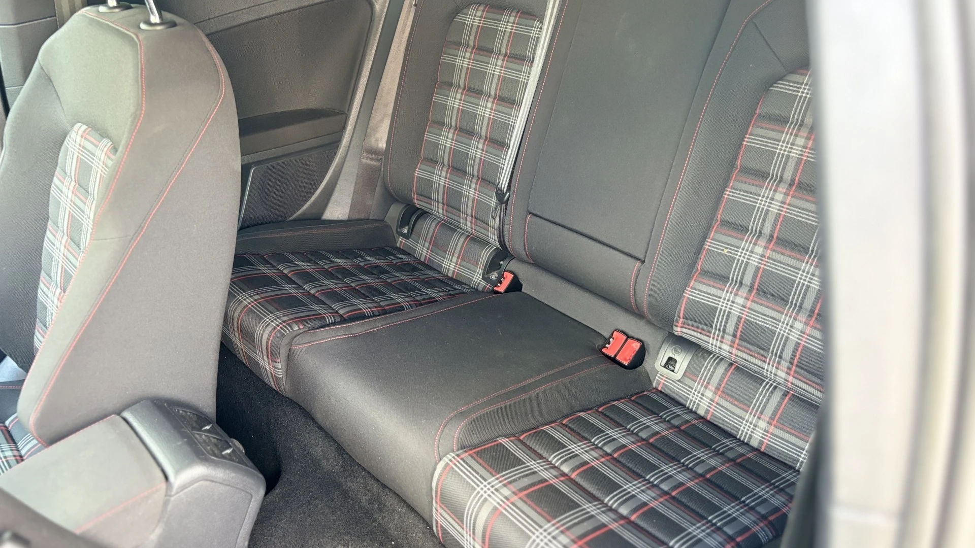 VW Golf 2.0 GTi DSG