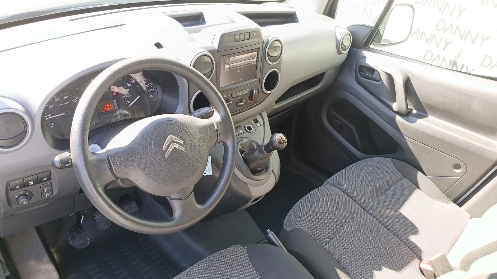 Citroën Berlingo Outro