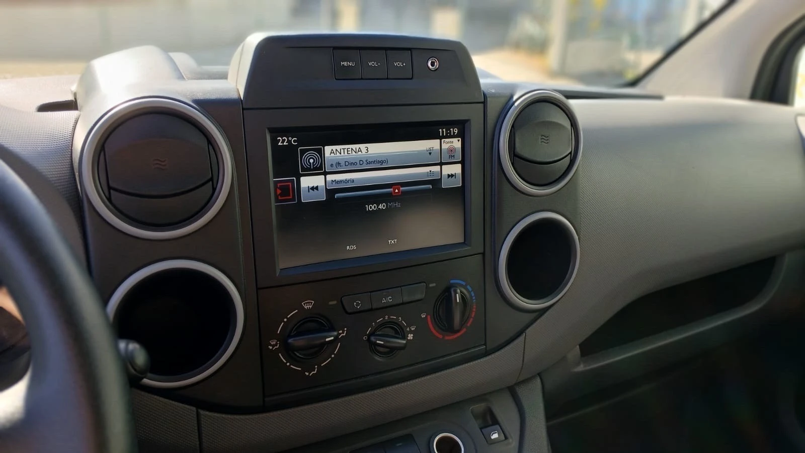 Citroën Berlingo Outro