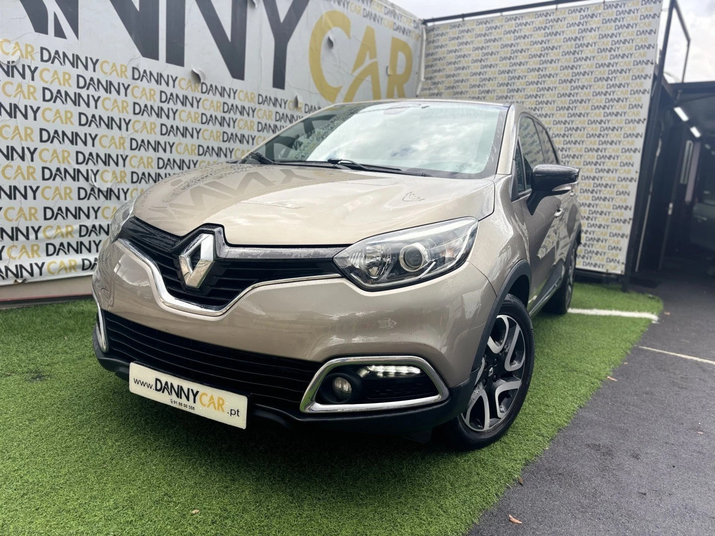 Renault Captur (ENERGY) dCi 90 EDC INTENS