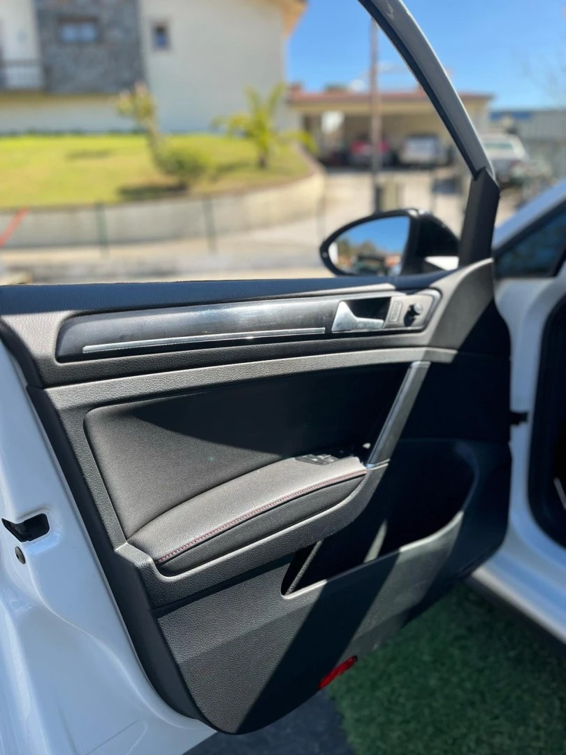VW Golf 2.0 GTi DSG