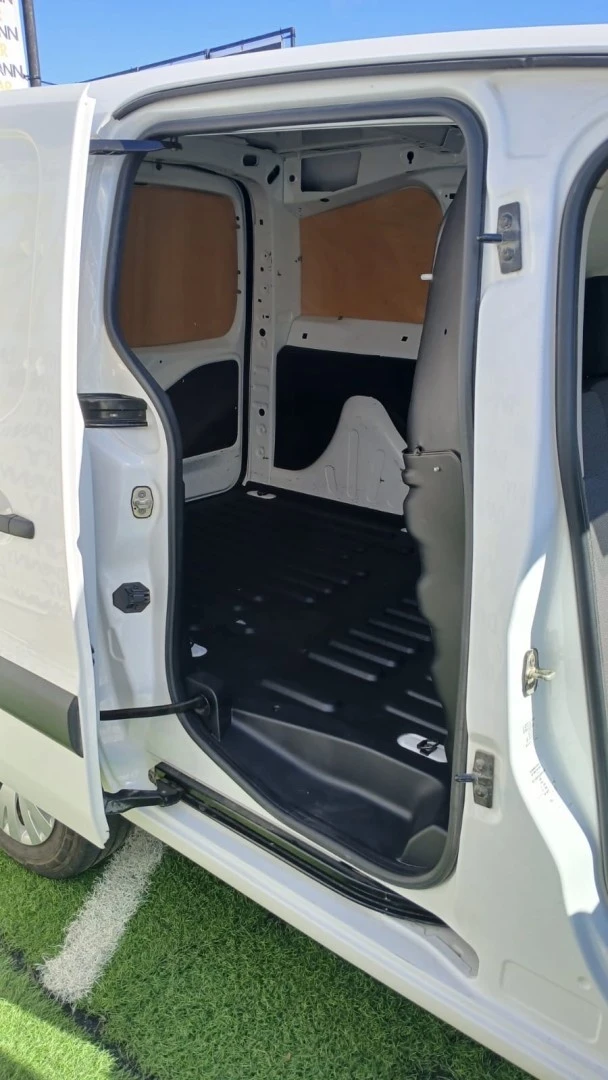 Citroën Berlingo Outro